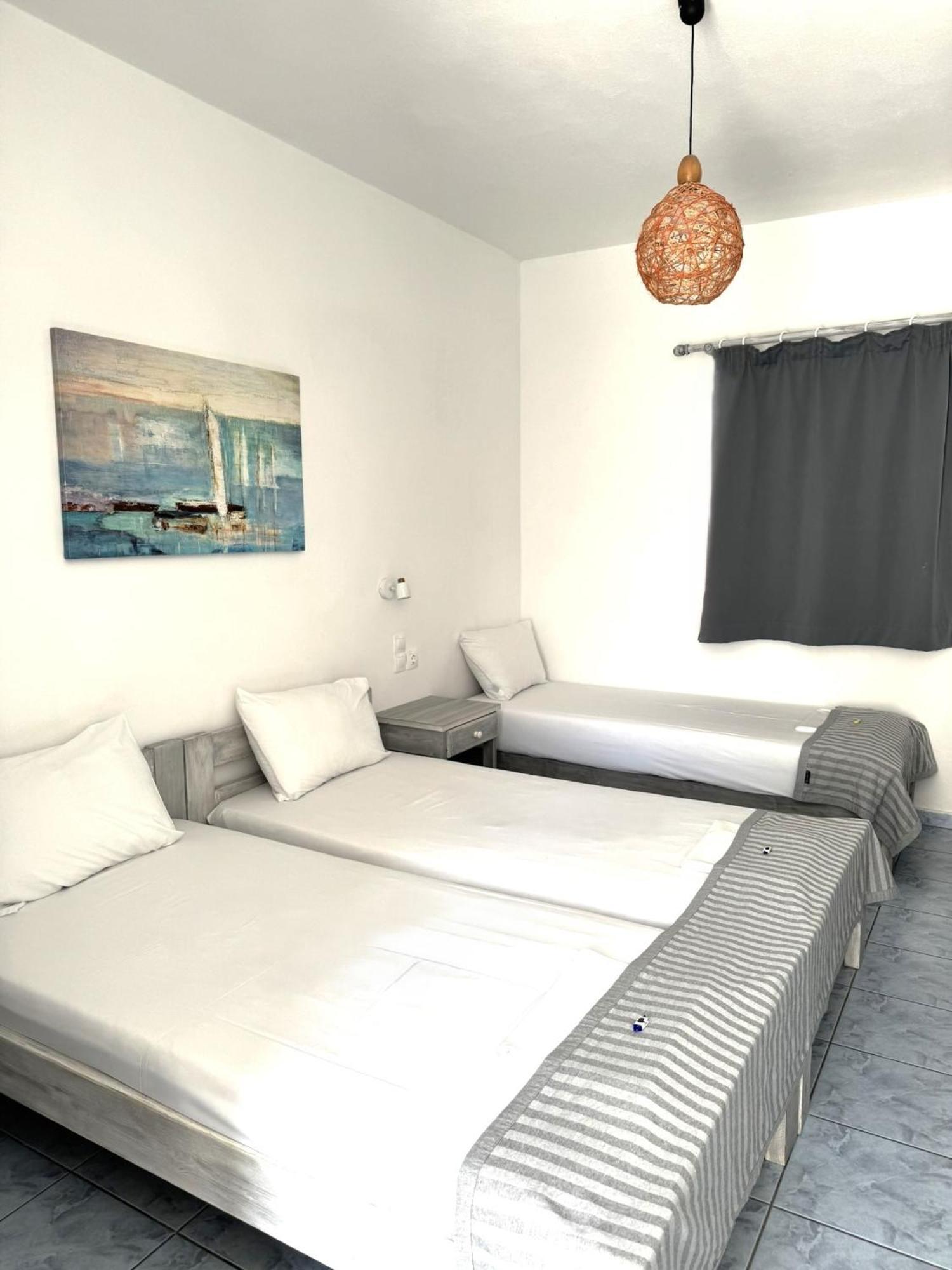 Isalos Paros *